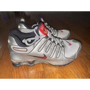 Nike Shox NZ Vtg 309720-062 RARE Silver Running Shoes Men’s Size 11 Sneakers